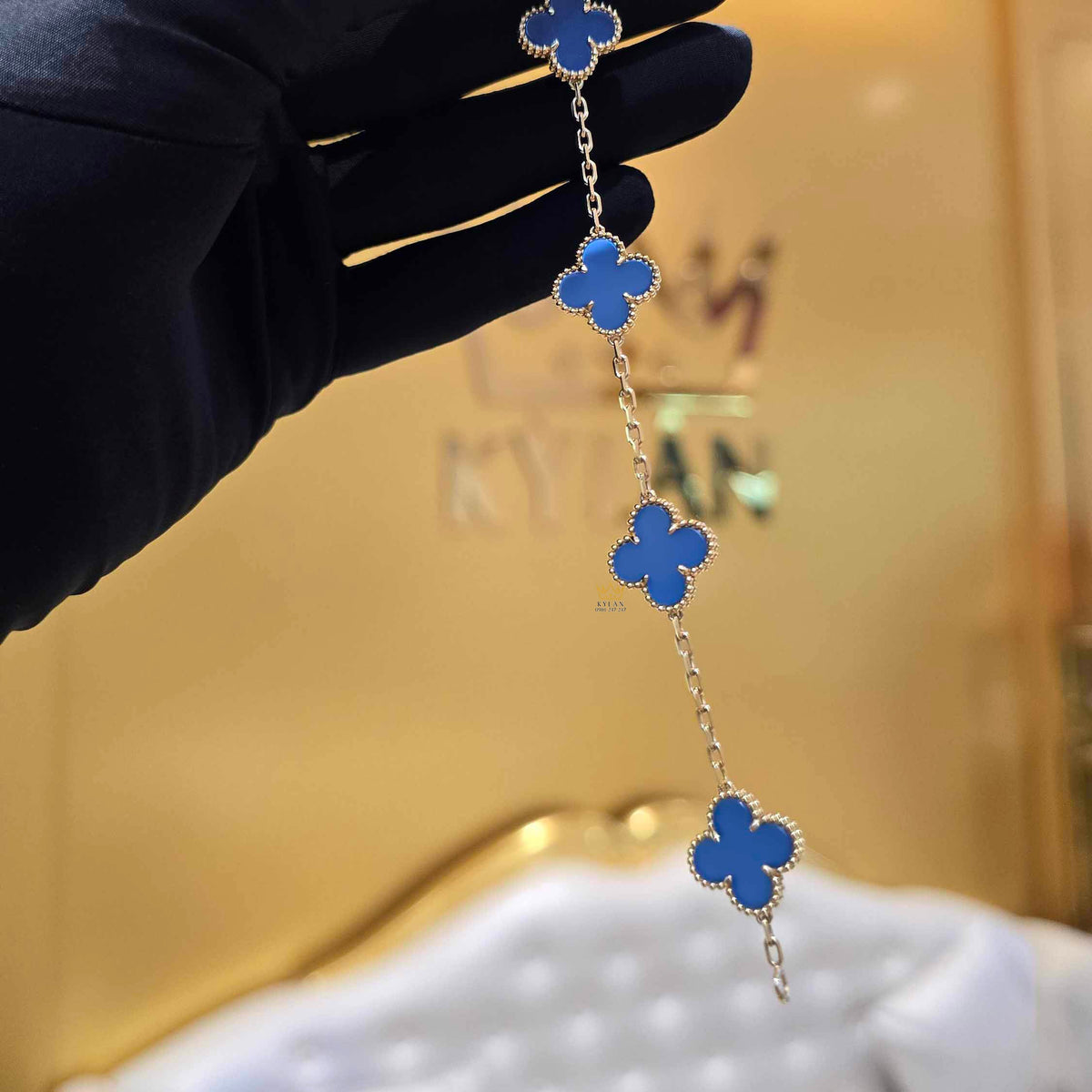 18K Vintage Alhambra Blue Bracelet