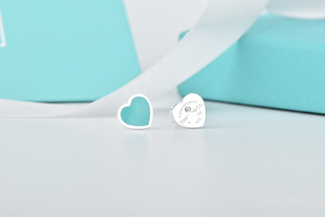 18K Return to Heart Earrings