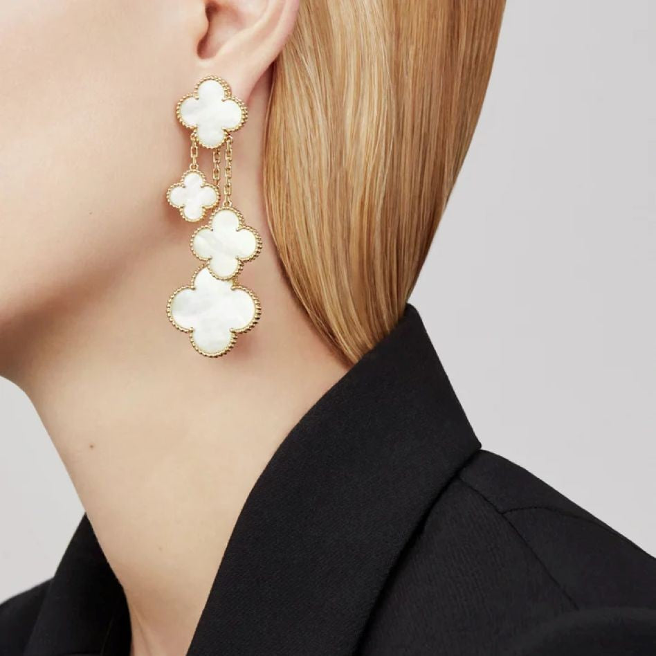 BEST-SELLING EARRINGS