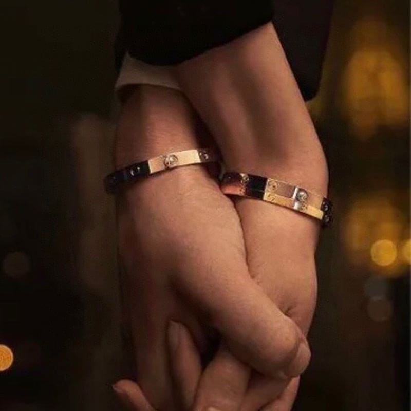 4 Diamonds Love Bracelet