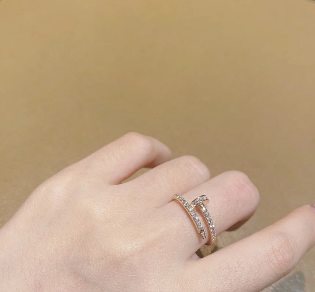 18K Juste Un Clou Full Diamond Ring